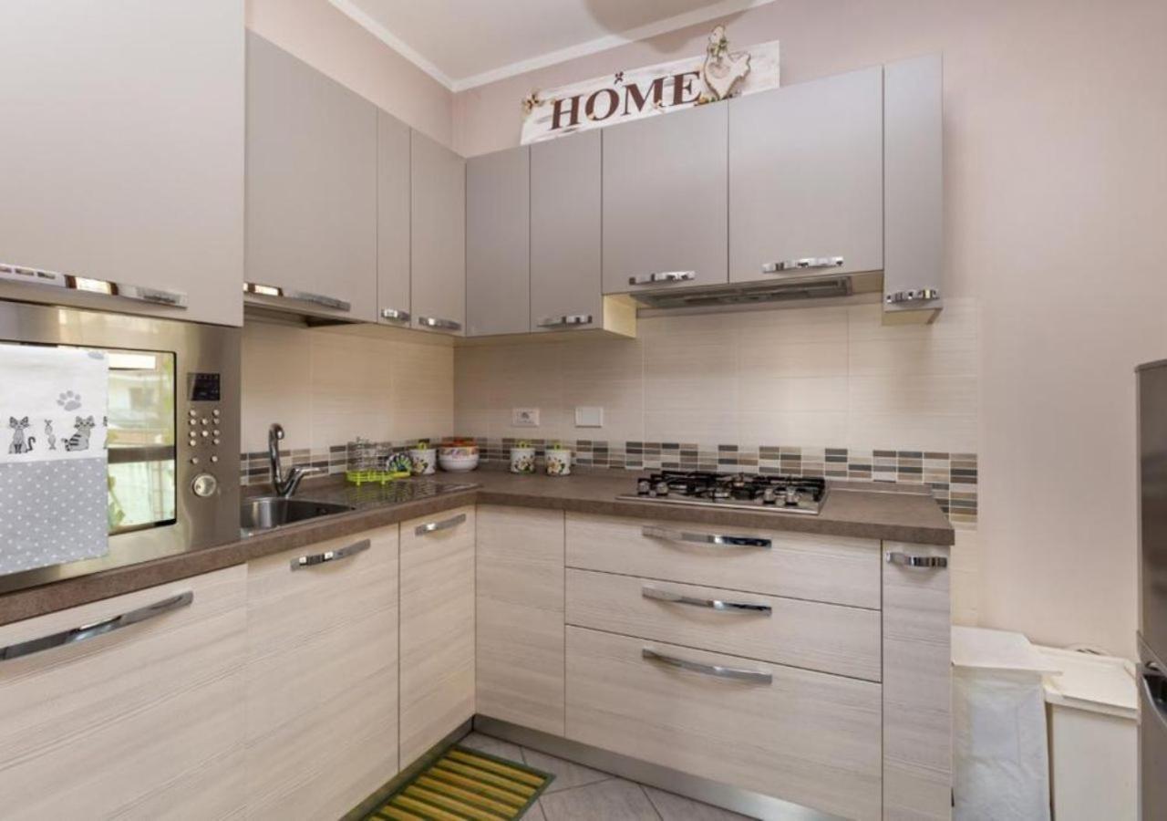 Comfy Cozy Apartment Close To Metro Τορίνο Εξωτερικό φωτογραφία