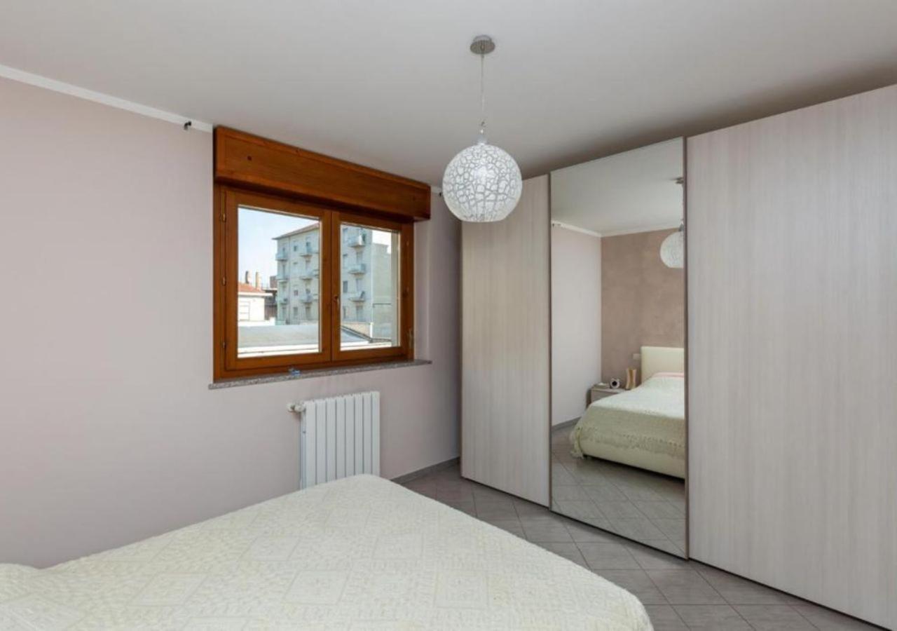 Comfy Cozy Apartment Close To Metro Τορίνο Εξωτερικό φωτογραφία
